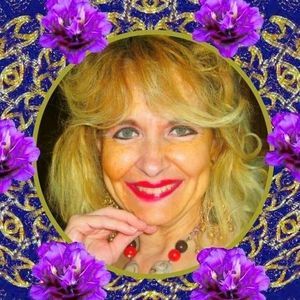 Meet your Posher, Carole